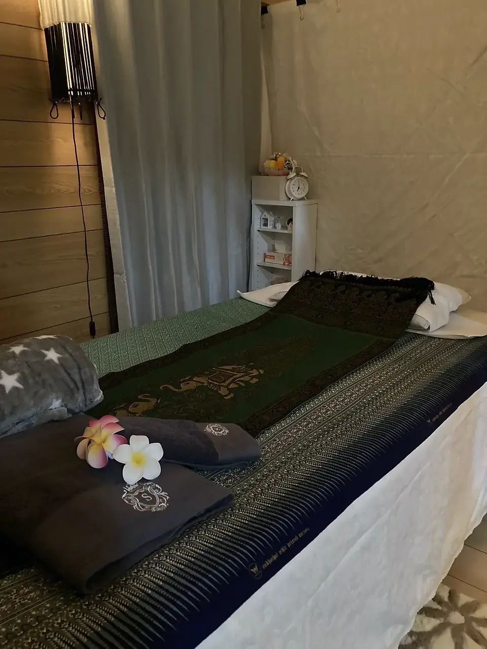 群馬県伊勢崎市日乃出町タイ古式マッサージサロン チャダー