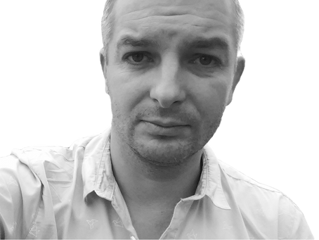 Nem fáradhatok el, Mikes Kelemen az álomlátás hasznáról beszél, s közben rádiót hallgat...