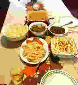 Gluten Free Thanksgiving Dinner via TheViparolaz.com