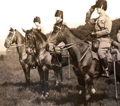 foto-officier-cavlerie-met-sabel-m1895-1