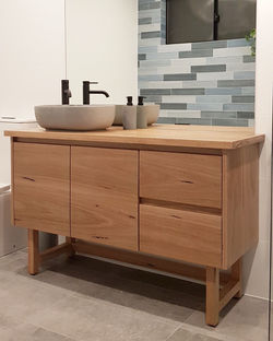 The "Kariong" Vanity
