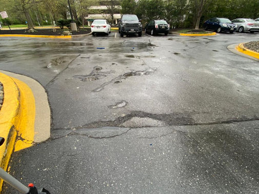 BETHESDA..POTHOLES..2022.jpg