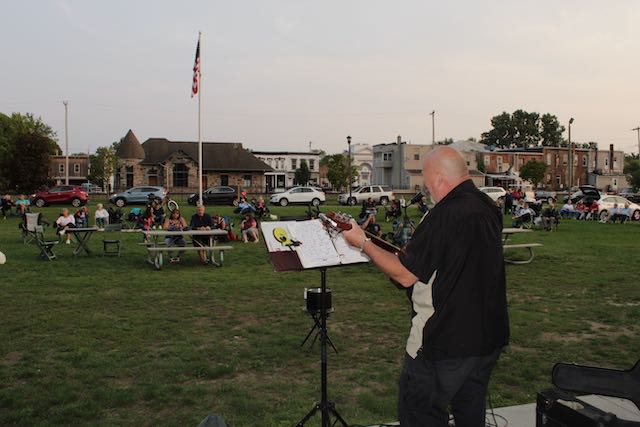 Music in the Park / Farmers Market - Kevin Nichols