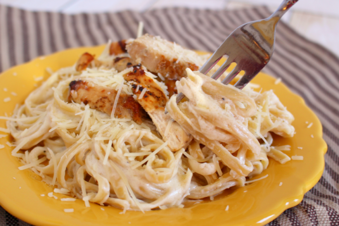 Fettuccine Alfredo