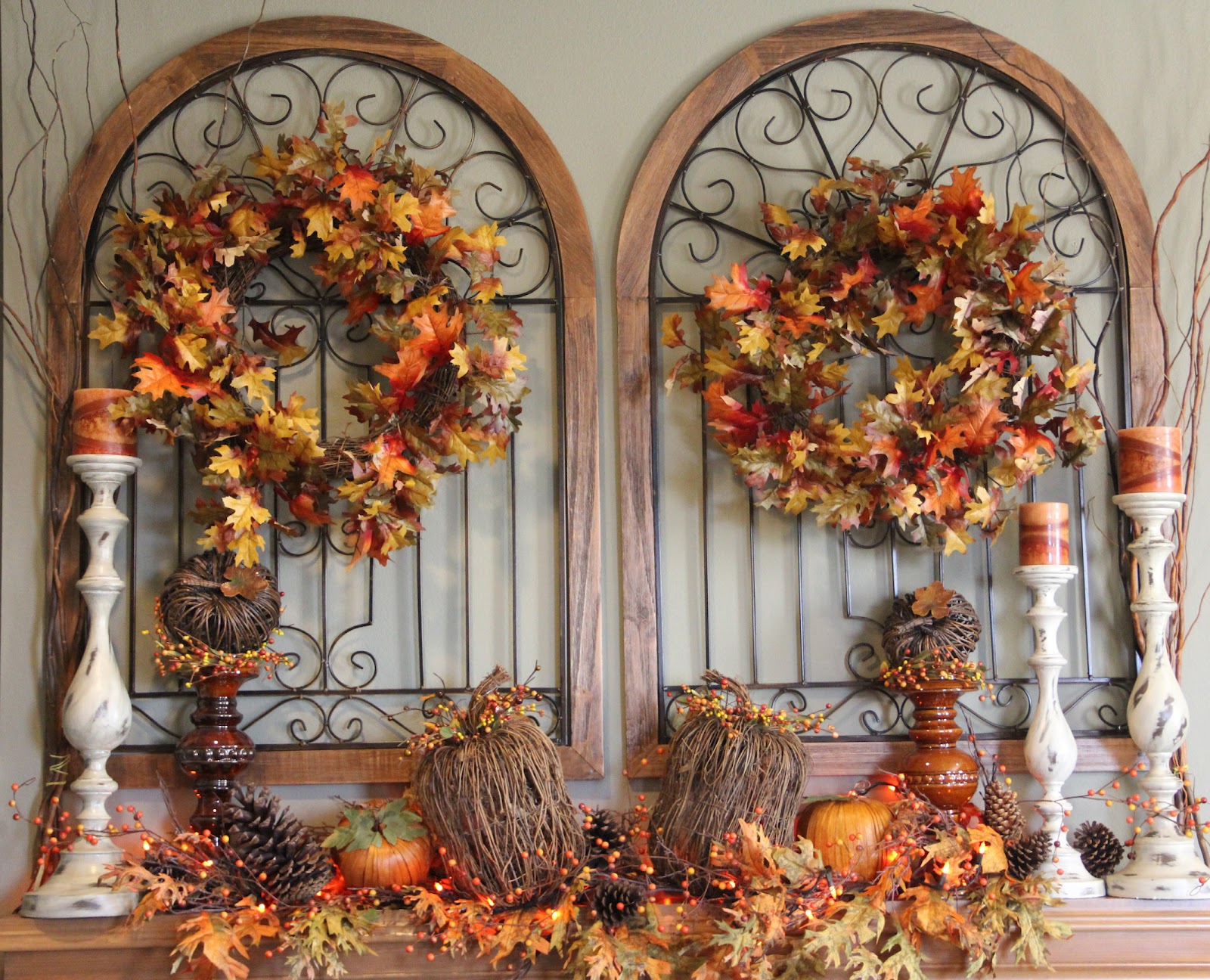 Rustic Doors & Autumn Decor