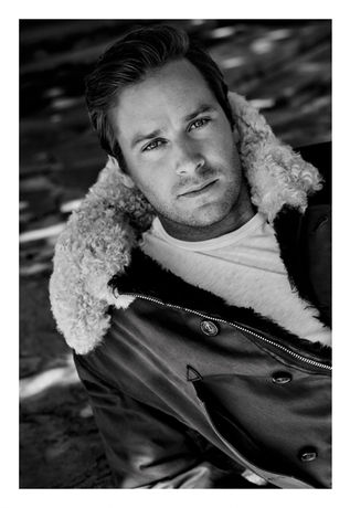 20314 LVO 25E FRC.jpg