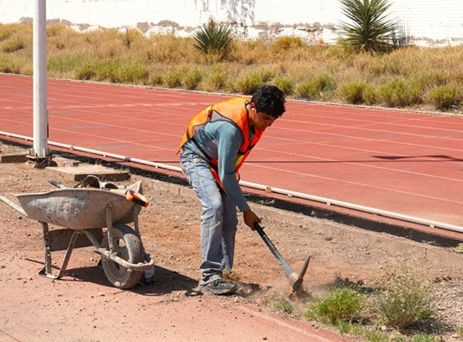 INICIA MUNICIPIO REHABILITACIÓN DE LA CANCHA DE FUTBOL DEL INSTITUTO TECNOLÓGICO DE CHIHUAHUA.