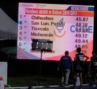 JORNADA MEMORABLE PARA LA SECUNDARIA TECNICA 30 EN RELEVOS 4X100.