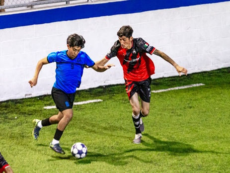 CLUB SAVAGE ARRANCA CON EL PIE DERECHO LAS SEMIFINALES DE LA LFR.