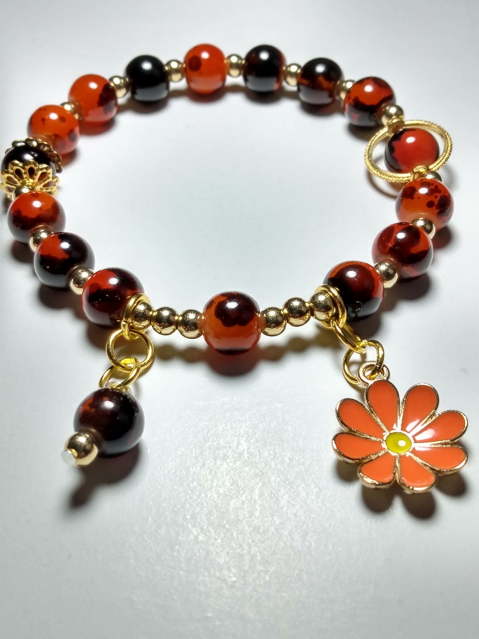 Thumbnail: Black/orange beads