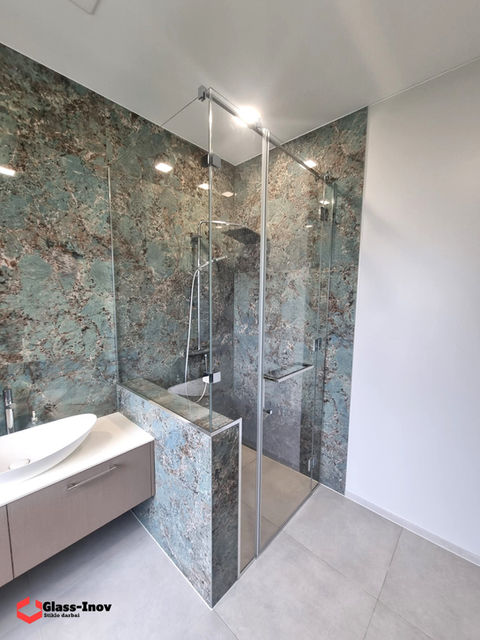 Kampinė dušo kabina 003