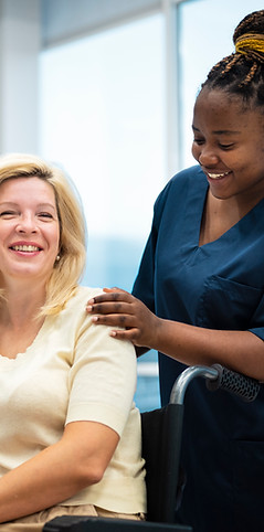 side-view-smiley-nurse-patient.jpeg