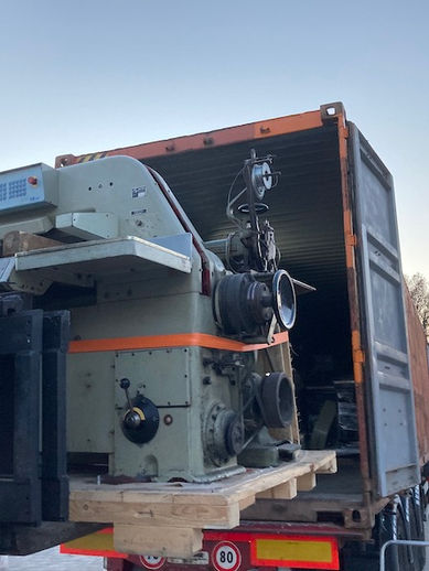 POLAR CUTTING MACHINE GUILLOTINE