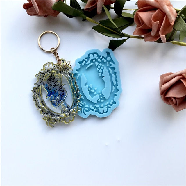 Halloween Skeleton Zombie hands grave dead keyring keychain Jewellery silicone mould for resin mold Australian Supplier