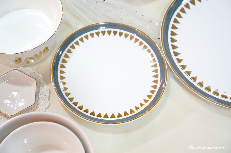 Thumbnail: Hearts of Gold Dinnerware Collection 2