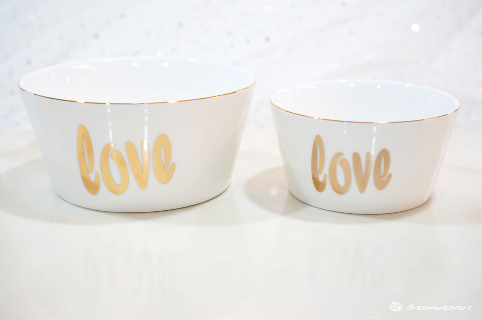 Thumbnail: Hearts of Gold Dinnerware Collection 1