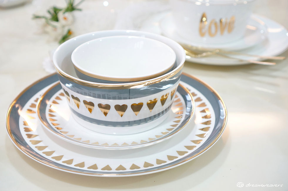Thumbnail: Hearts of Gold Dinnerware Collection 2