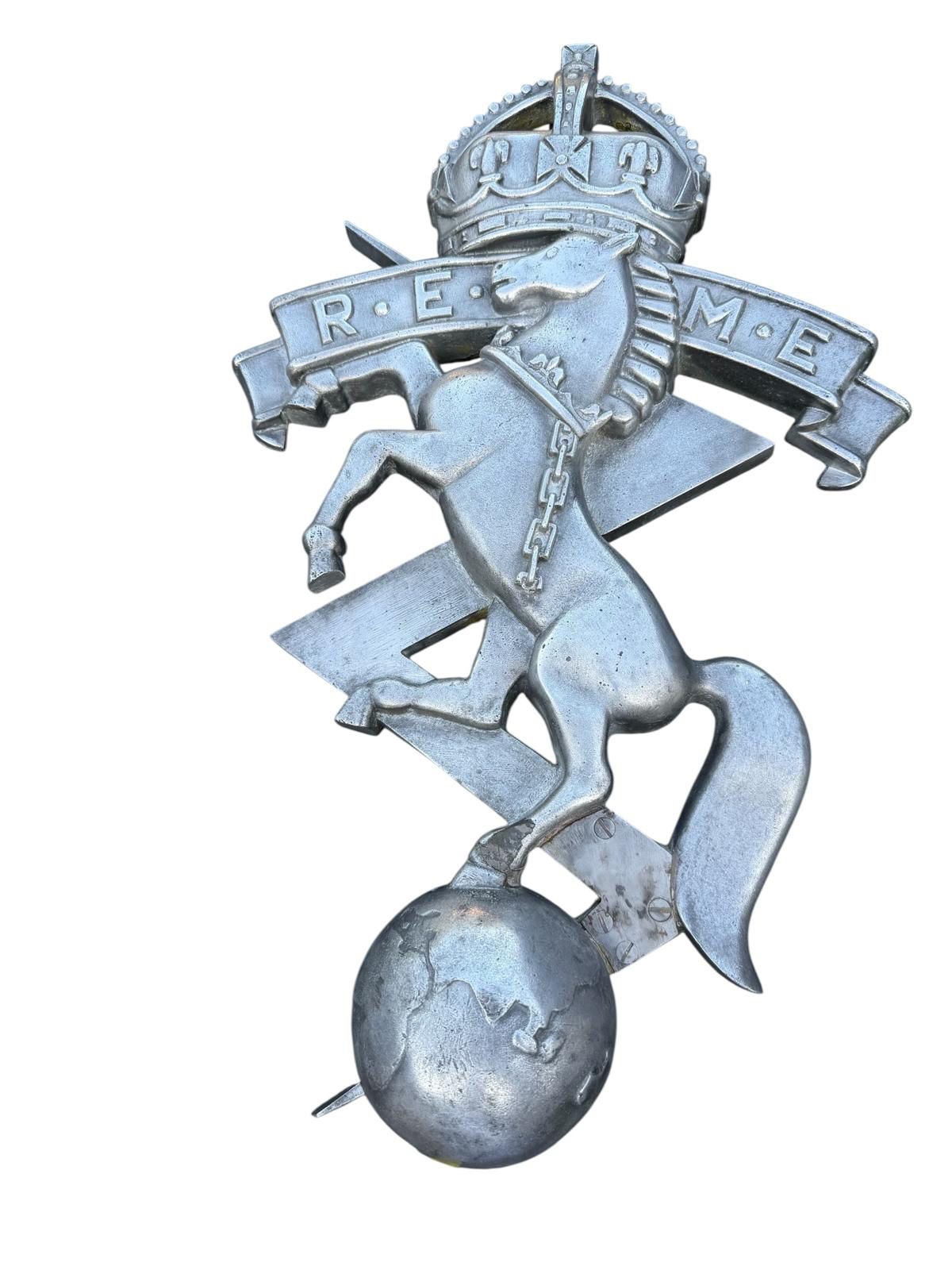 WW2 Royal Electrical & Mechanical Engineers REME Logo Barrack