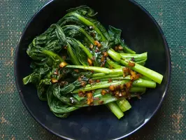 Simple Bok Choy/Choy Sum with Spicy Garlic Sauce