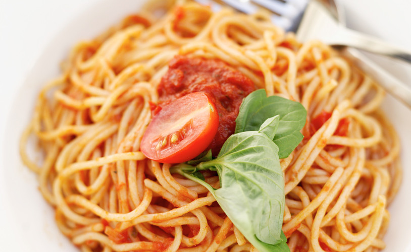 6- VIVA I CARBOIDRATI!!!! Proprio così il pranzo è il momento in cui assicurasi una quota di carboidrati che ti aiutino a sostenere tutta la giornata! Nel mio Programma Nutri®WEIGHT la pasta non manca mai! Puoi sostituirla alla pizza ogni tanto o al riso