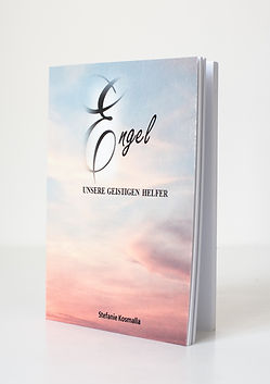Buchcover mit Engelsmotiv – spirituelle Publikation von Lichtmomente