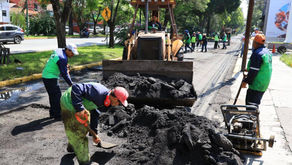 Atiende Gobierno de Morelia reporte ciudadano de bacheo en Av. Camelinas