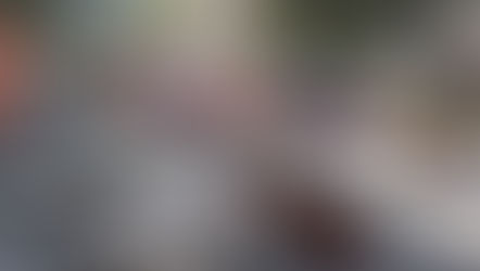 Llama Alfonso Martínez a circular con precaución en Av. Rotarismo por reparación de rejilla