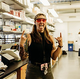 komor_lab-251_edited.jpg