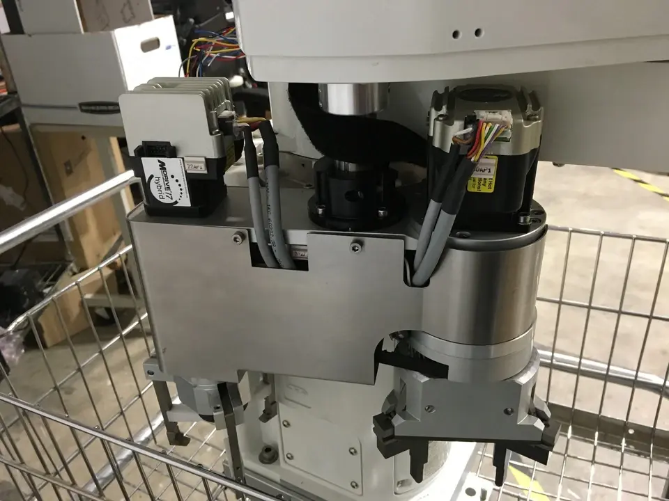 Mitsubishi Electric RV-20FR robot arm