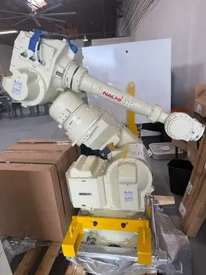 Nachi MZ01 robot
