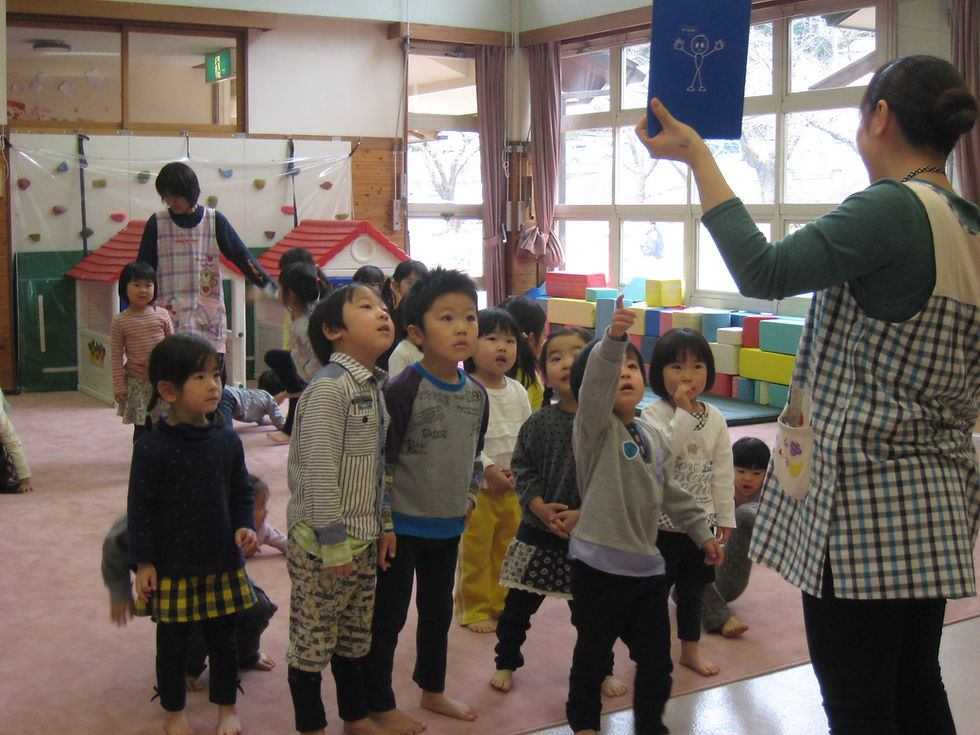 先生のカードに注目します。