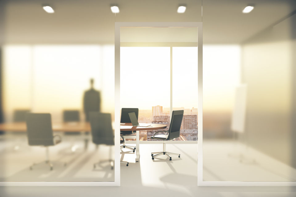 Conference room with 3M Fasara window film installed