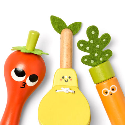 Design d'un set d'instruments en bois pour enfant, fruit & veggie pour la marque Giggle scape du distributeur Target et fabriqué par Classic World, design par BY Design studio.