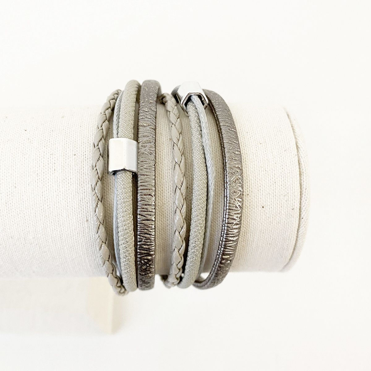 Bracelet Caracol, Cuir avec bille métal, Gris, 3108-GRY