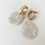 Miniature : Boucles d'oreilles Caracol, résine détachable sur métal, or/blanc, 2557-LTG