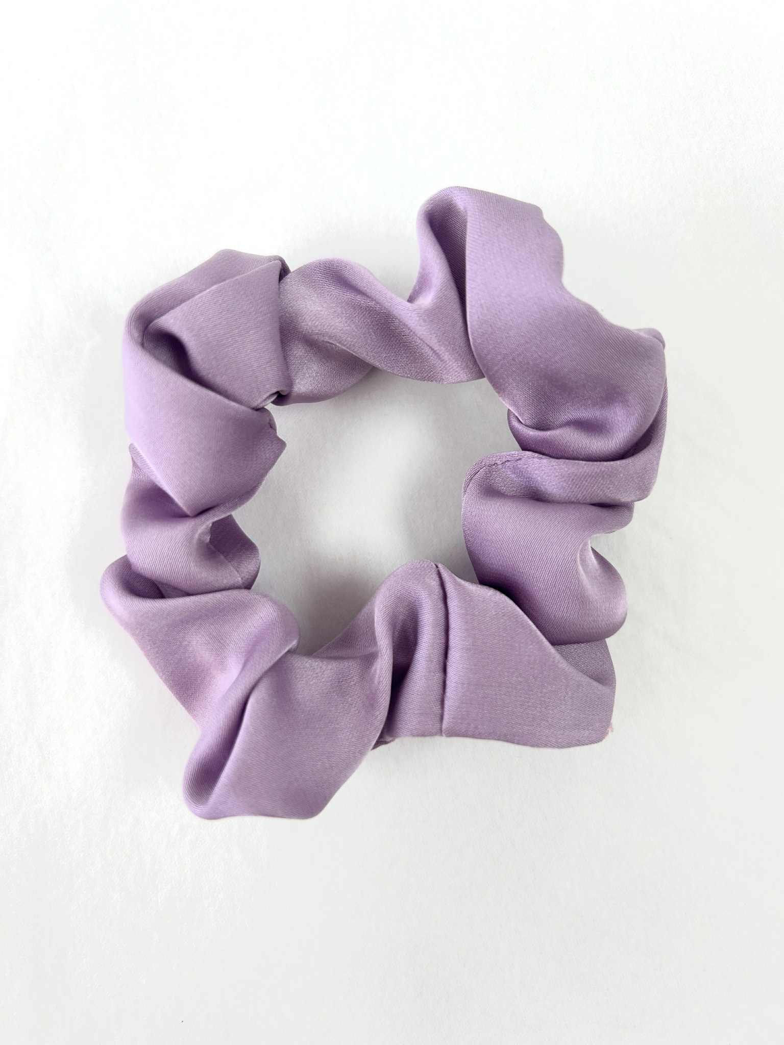 Élastique à cheveux Rosie, moyen, violet pâle, lustré,satiné