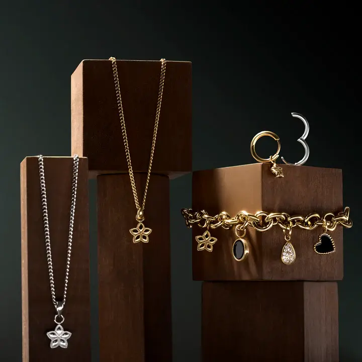 Miniature : Bracelet Mia, Mélina, acier inoxydable, or