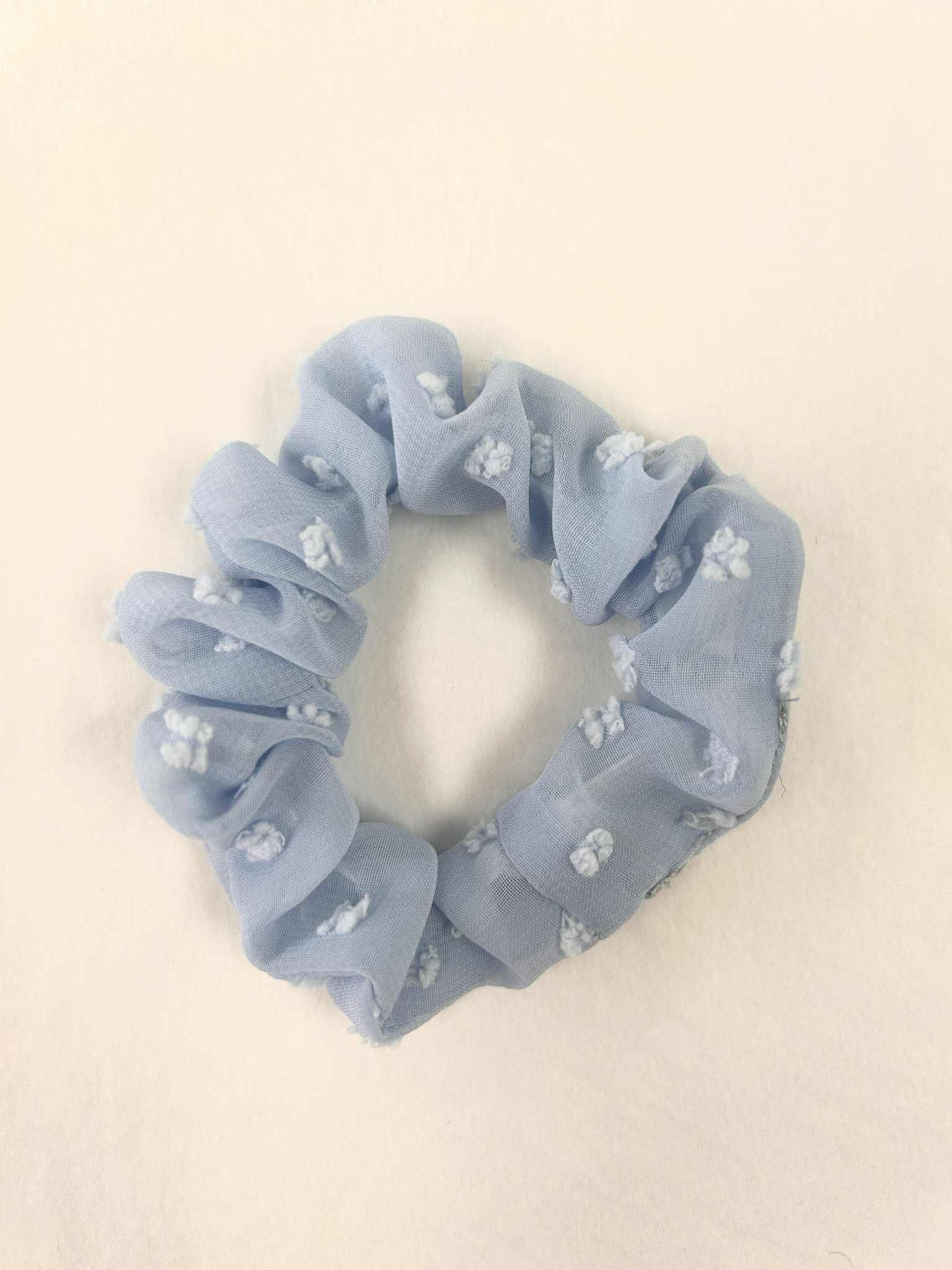 Élastique à cheveux Rosie, moyen, bleu poudre, organza