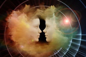 5 ZNAKÓW, ŻE SPOTKAŁEŚ KOGOŚ, KOGO ZNAŁEŚ W POPRZEDNIM ŻYCIU