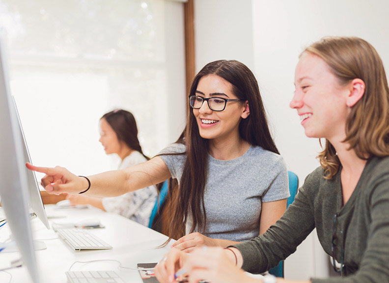 Summer Training Programs in Art & Computer