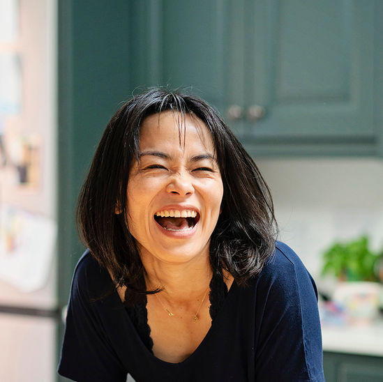 ailsa-bee-photography-lifestyle-branding-photographer-studio-natural-light-jugglewear-head