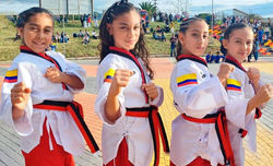 387177822_1074233210360842_7459718624728942563_n