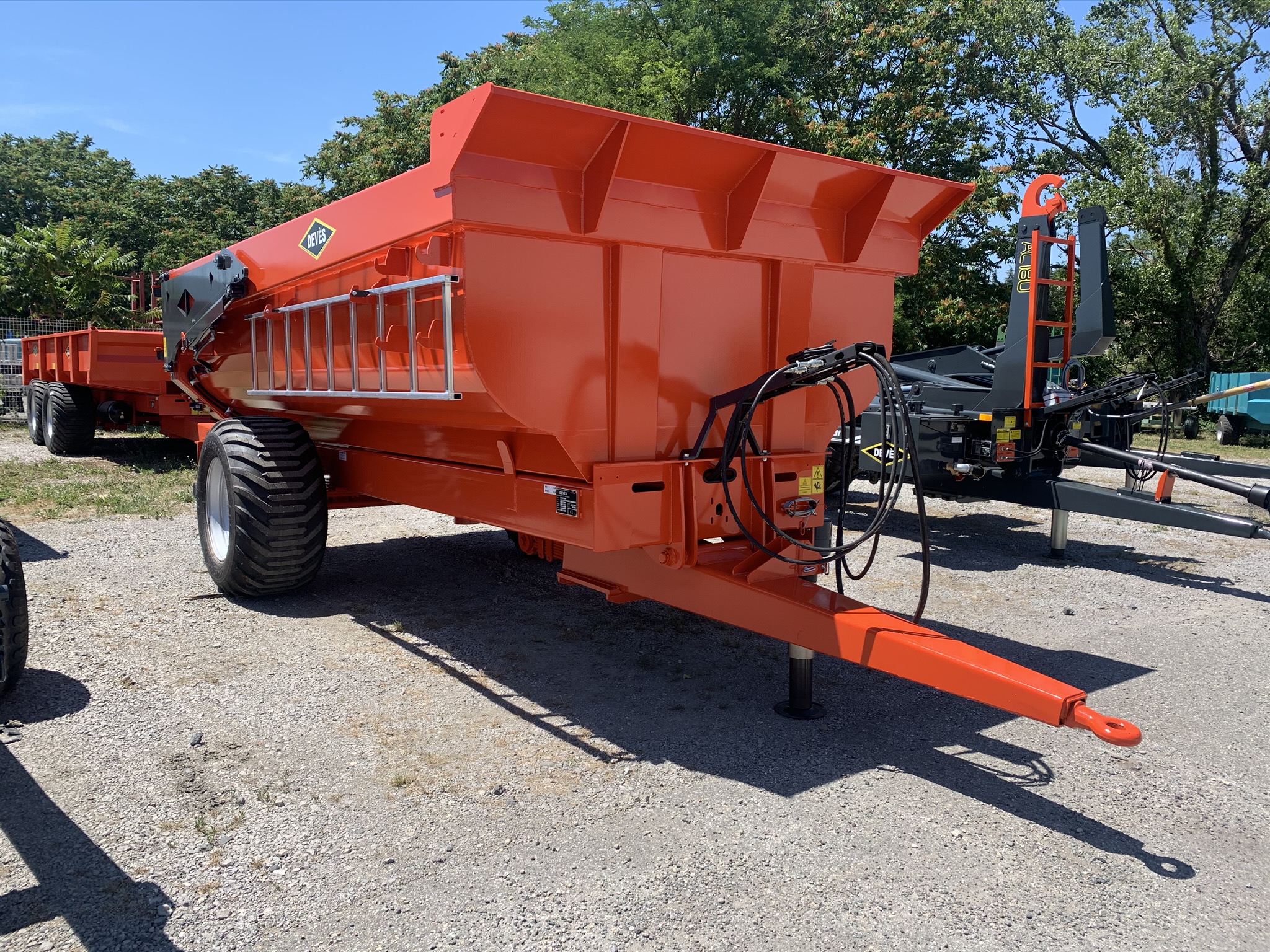 Bennes Travaux Publics Devès - TP 10