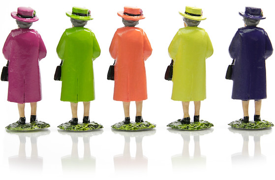 Elizabeth II costume figurines