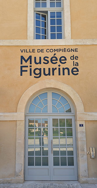 entrée du musée de la  figurine de compiègne