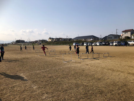 ハードルで楽しく練習