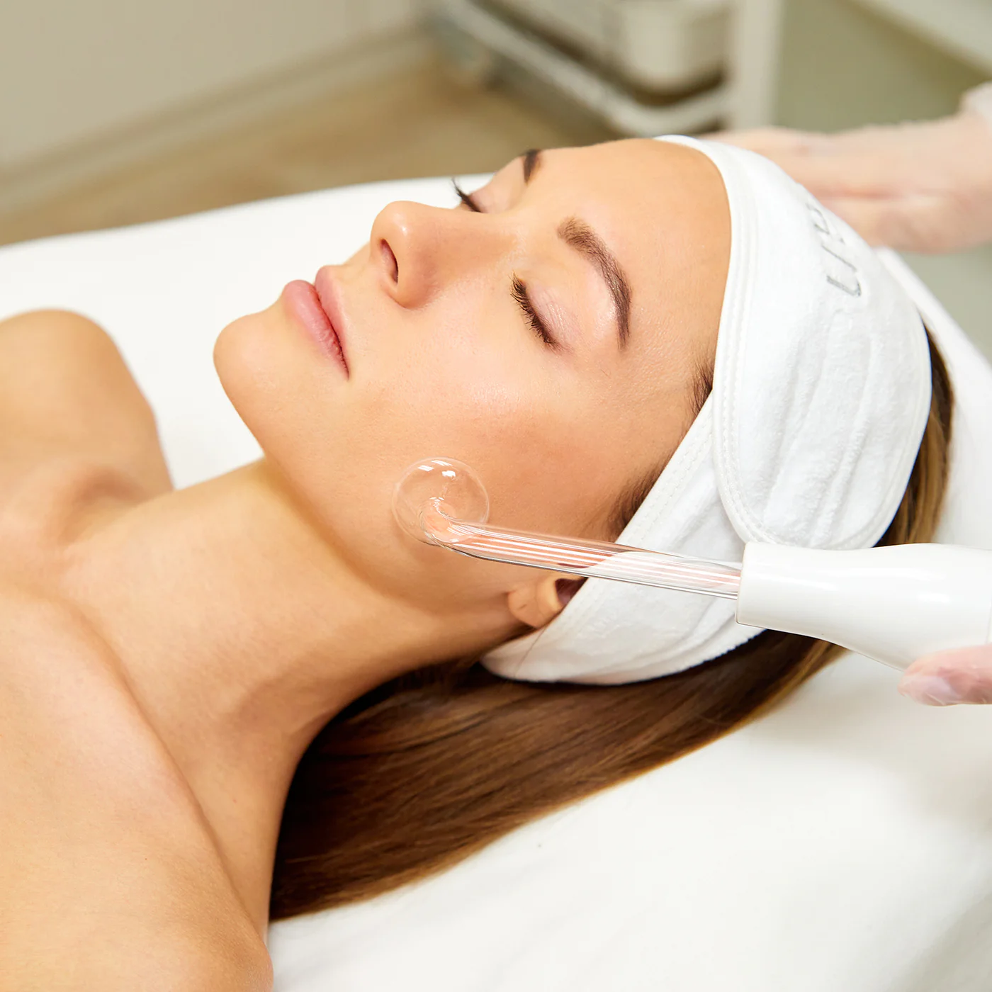 Facial Add On-High Frequency Treatment