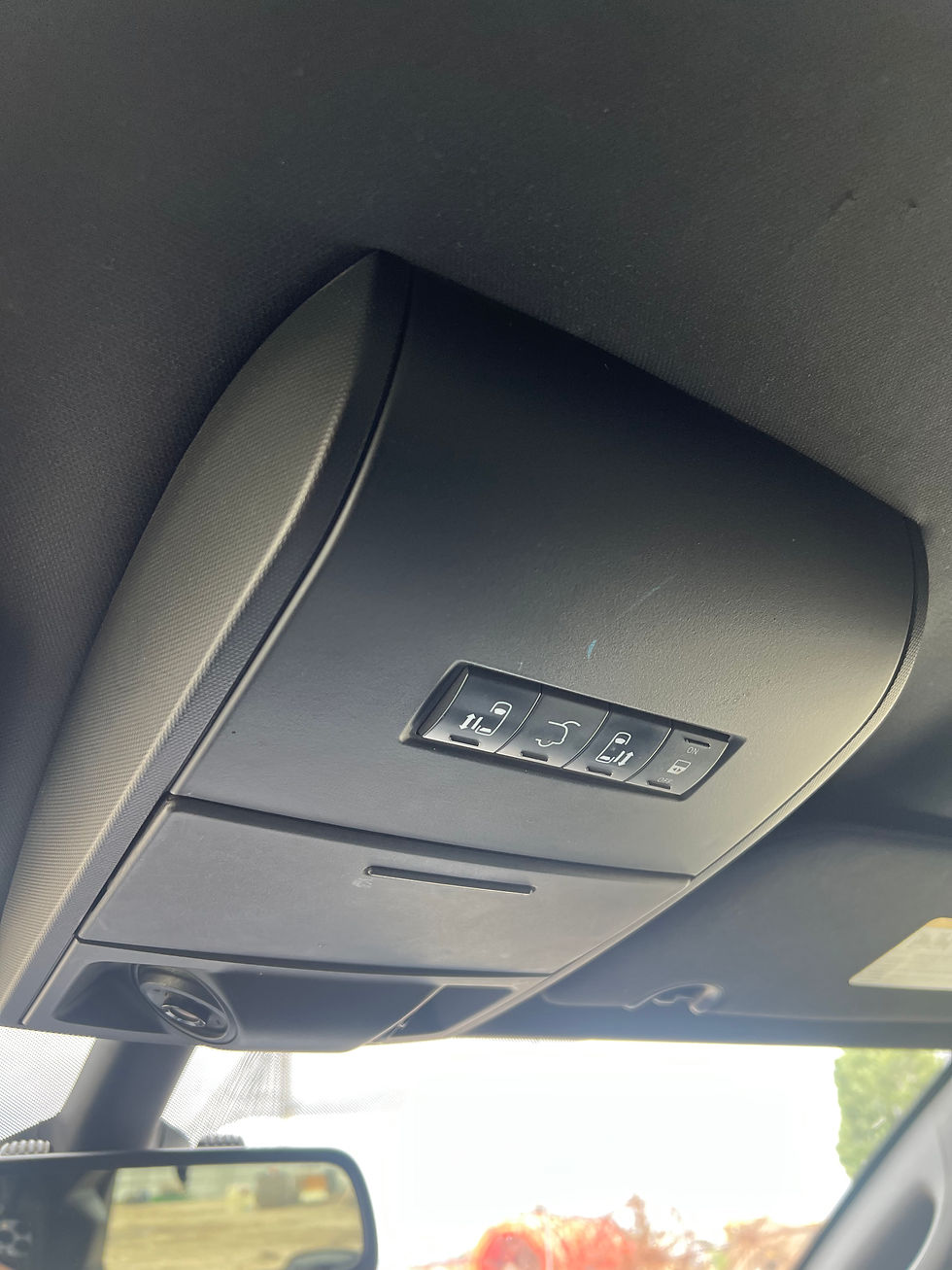Thumbnail: 2018 dodge grand caravan 
