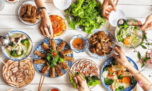 Giải mã giấc mơ thấy ăn uống – Mơ thấy ăn uống đánh con gì? content media
