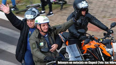 SETE MILITARES DO GSI QUE APARECEM EM IMAGENS DOS ATAQUES DE 8 DE JANEIRO TÊM LIGAÇÃO COM BOLSONARO